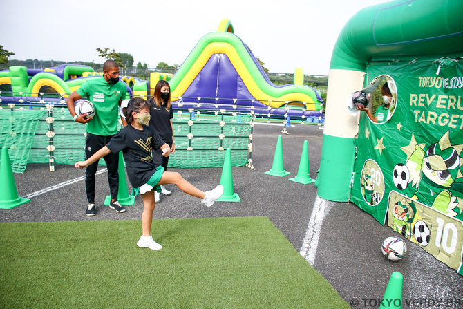 東京ヴェルディビーチサッカー キックターゲットに挑戦
